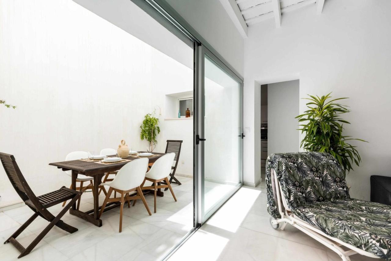 El Erizo Apartamentos 塔里法 外观 照片