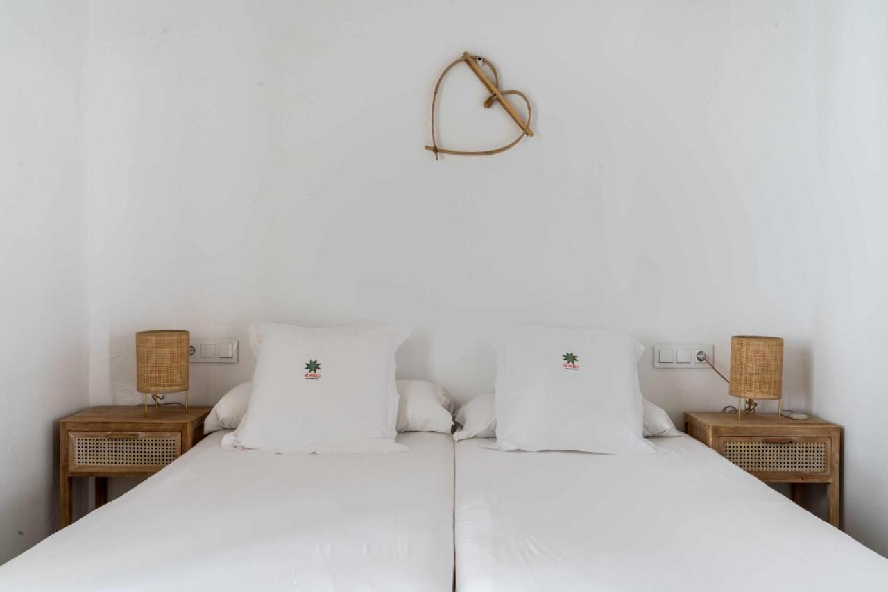 El Erizo Apartamentos 塔里法 外观 照片