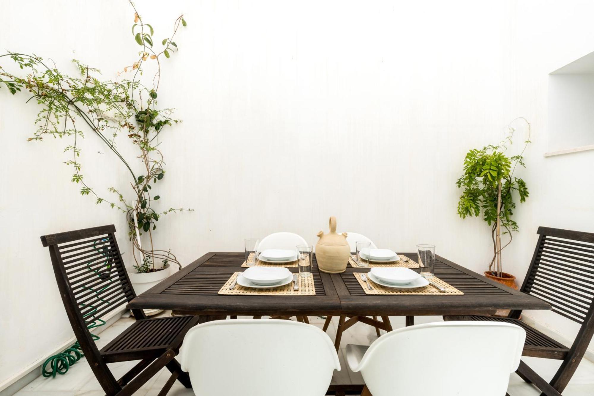 El Erizo Apartamentos 塔里法 外观 照片